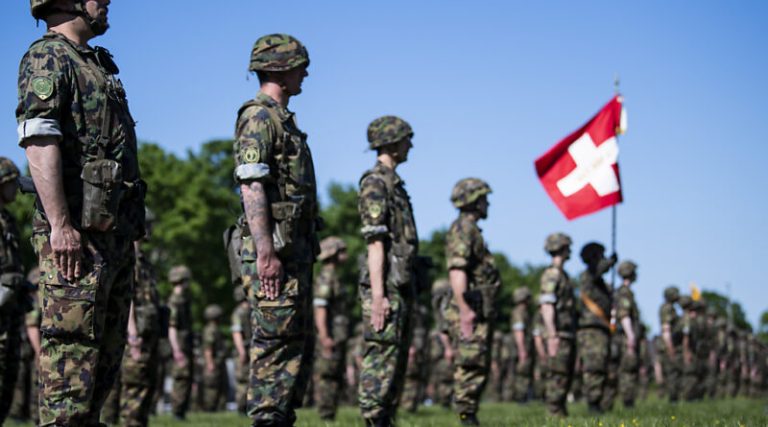 SUISSE MILITAIRE ARMEE CORONAVIRUS
