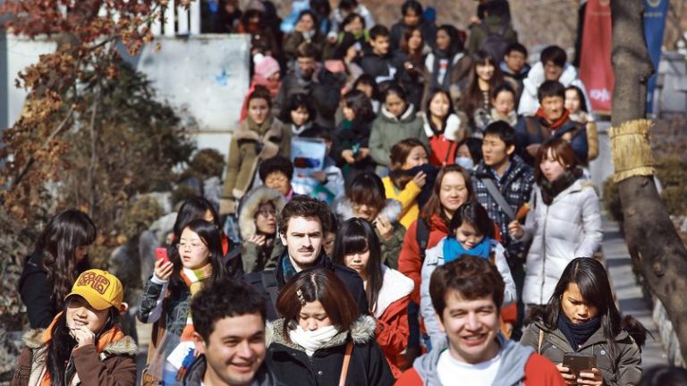 Korean language proficiency test draws record 16,000 applicants