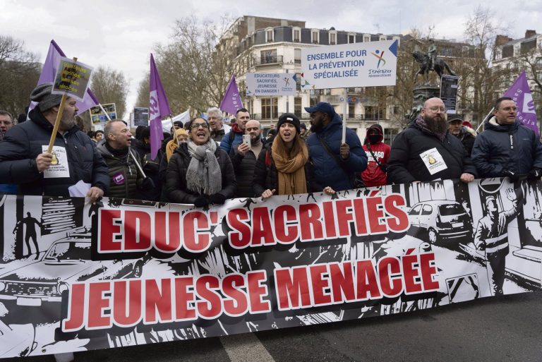 FR - ManifEducateursSpécialisés